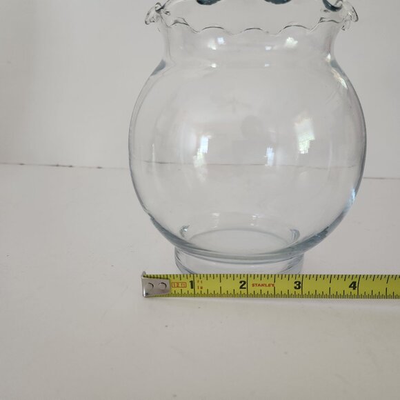 Glass Vase Small Ruffle-Neck - Picture 6 of 7